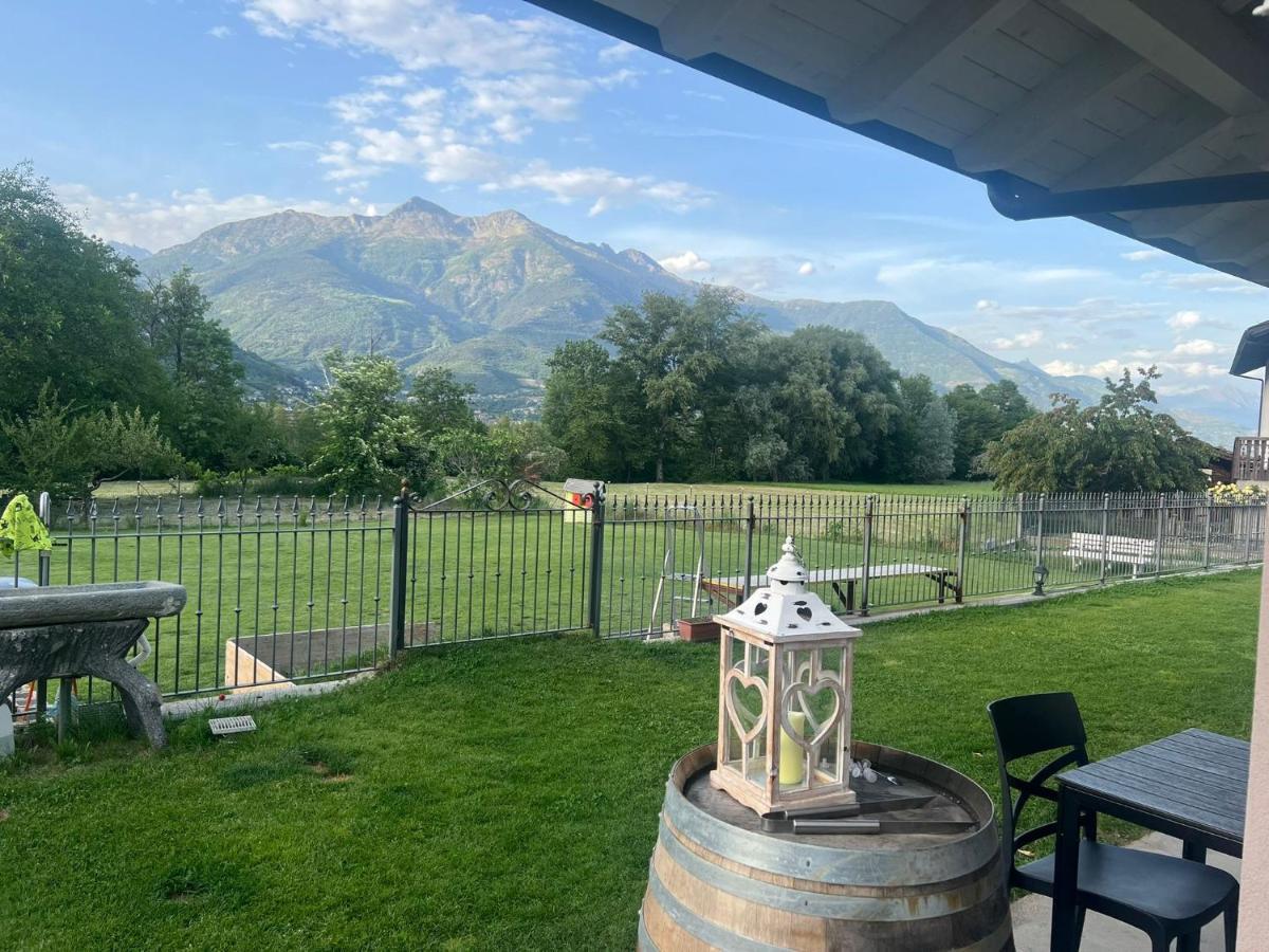 Gasthof Mountain View Kate Ad Uso Turistico Vda Gressan 0161 Cerise